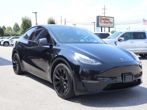 Used 2020 Tesla Model Y Long Range AWD/4WD image 5