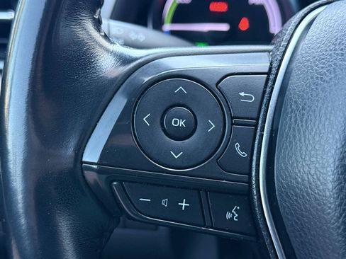 Used 2020 Toyota Camry SE w/ Carpet Mat Package FWD image 20