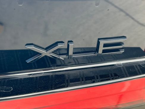 Used 2025 Toyota Prius XLE image 13