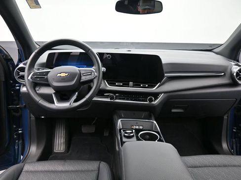 Used 2026 Chevrolet Equinox LT w/ Convenience Package II AWD/4WD image 32