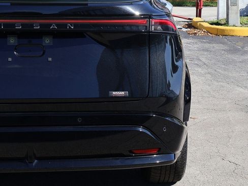 Used 2023 Nissan Ariya FWD image 19