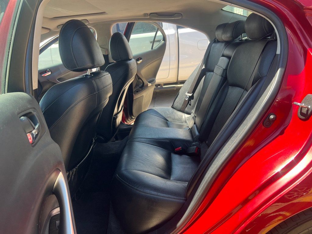 Used 2011 Lexus IS 250 w/ Premium Pkg Value Edition RWD image 14