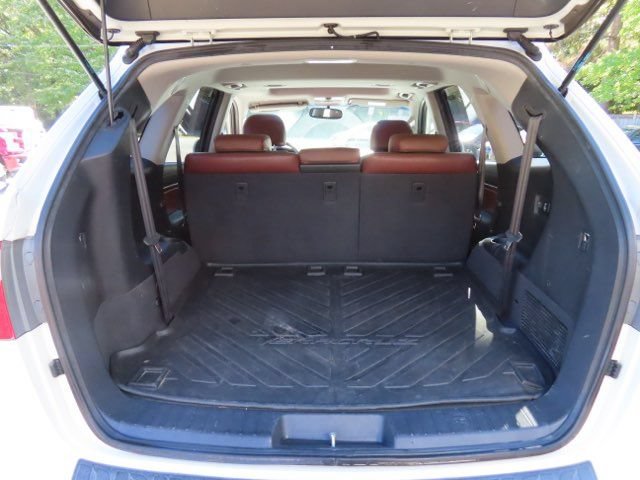 Used 2011 Hyundai Veracruz Limited w/ Navigation Pkg 3 FWD image 9