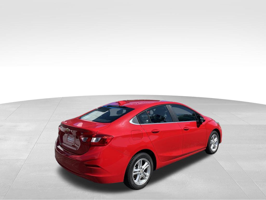 Used 2016 Chevrolet Cruze LT FWD image 4