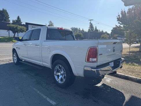 Used 2018 RAM 1500 Laramie w/ Convenience Group image 5