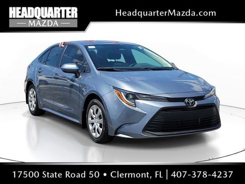 Used 2025 Toyota Corolla LE FWD image 1