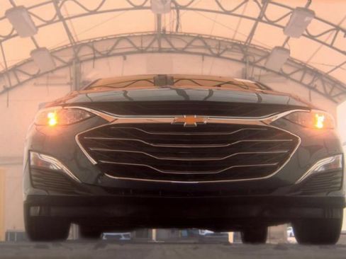 Used 2024 Chevrolet Malibu LS FWD image 3