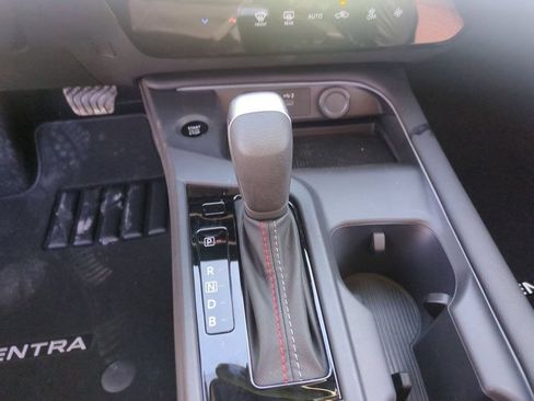 New 2026 Nissan Sentra SR w/ Floor Mat Package FWD image 42