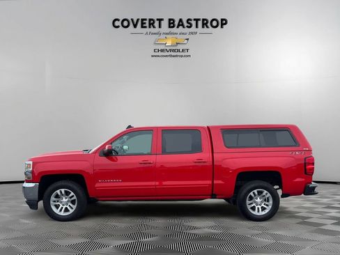 Used 2018 Chevrolet Silverado 1500 LT w/ All Star Edition AWD/4WD image 3