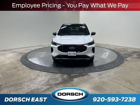 New 2026 Ford Escape ST-Line w/ Tech Pack #1 AWD/4WD image 2