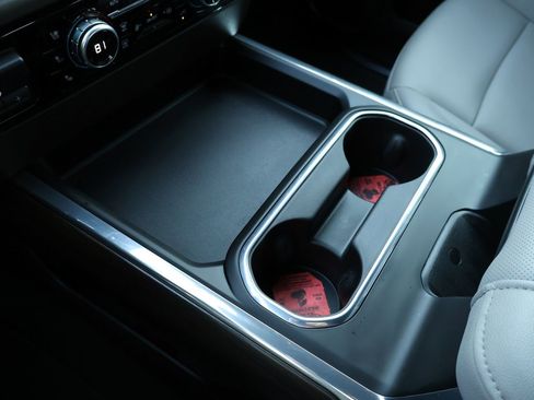 Used 2025 GMC Sierra 2500 SLT w/ Texas SLT Premium Package image 33