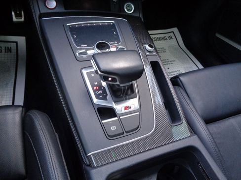 Used 2019 Audi SQ5 Prestige image 11