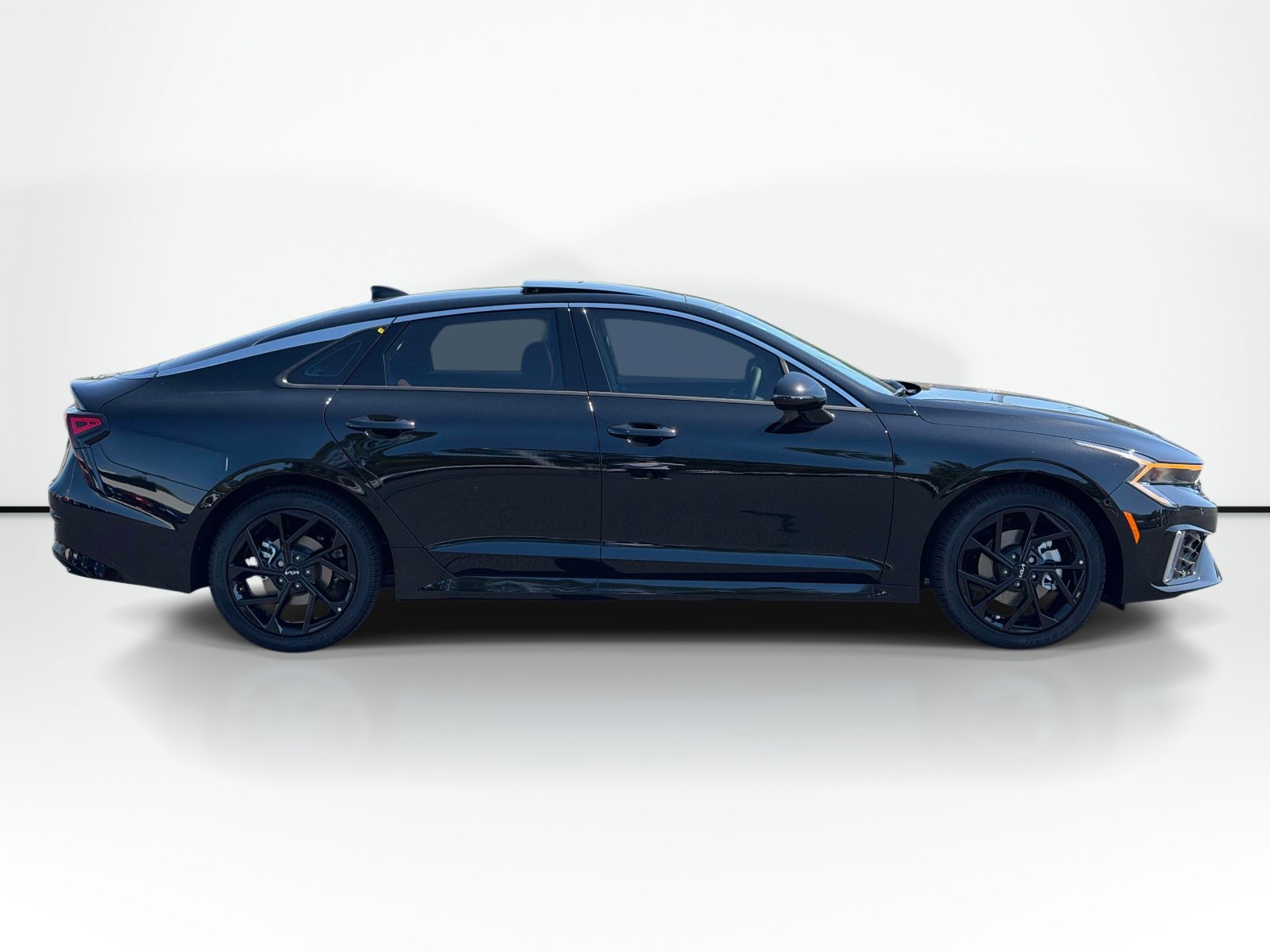 New 2027 Kia K5 GT-Line FWD image 7