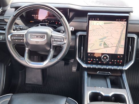 Used 2026 GMC Acadia Denali w/ Super Cruise Package FWD image 10
