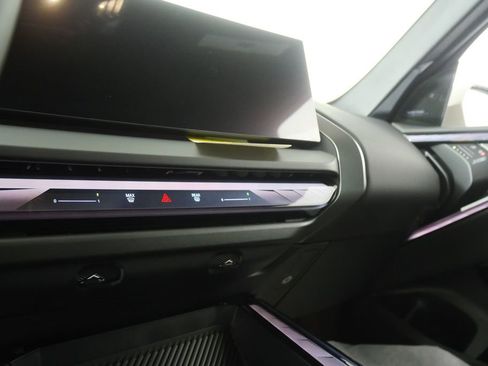 Used 2026 BMW X3 xDrive30 w/ Premium Package image 21