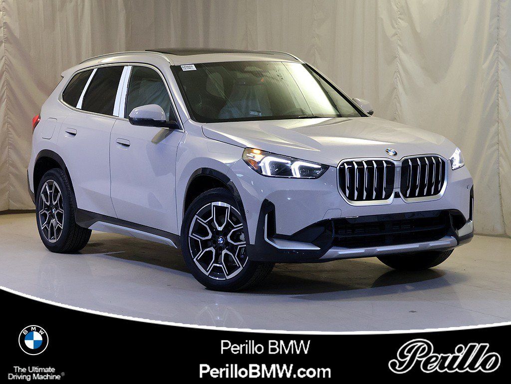 New 2027 BMW X1 xDrive28i AWD/4WD image 1