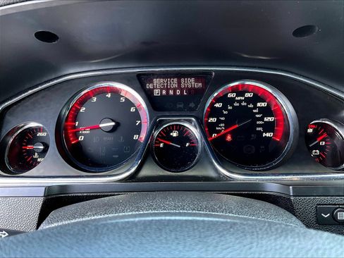 Used 2016 GMC Acadia Denali AWD/4WD image 15