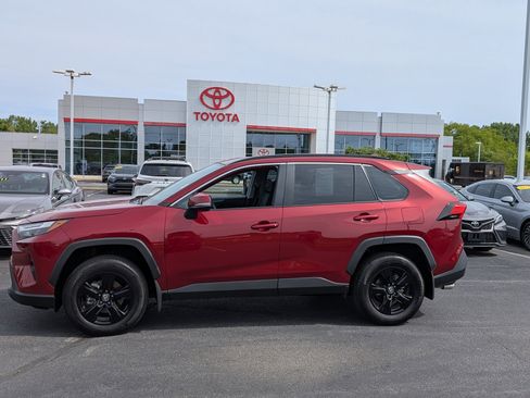 Certified 2025 Toyota RAV4 XLE w/ Convenience Package FWD image 5