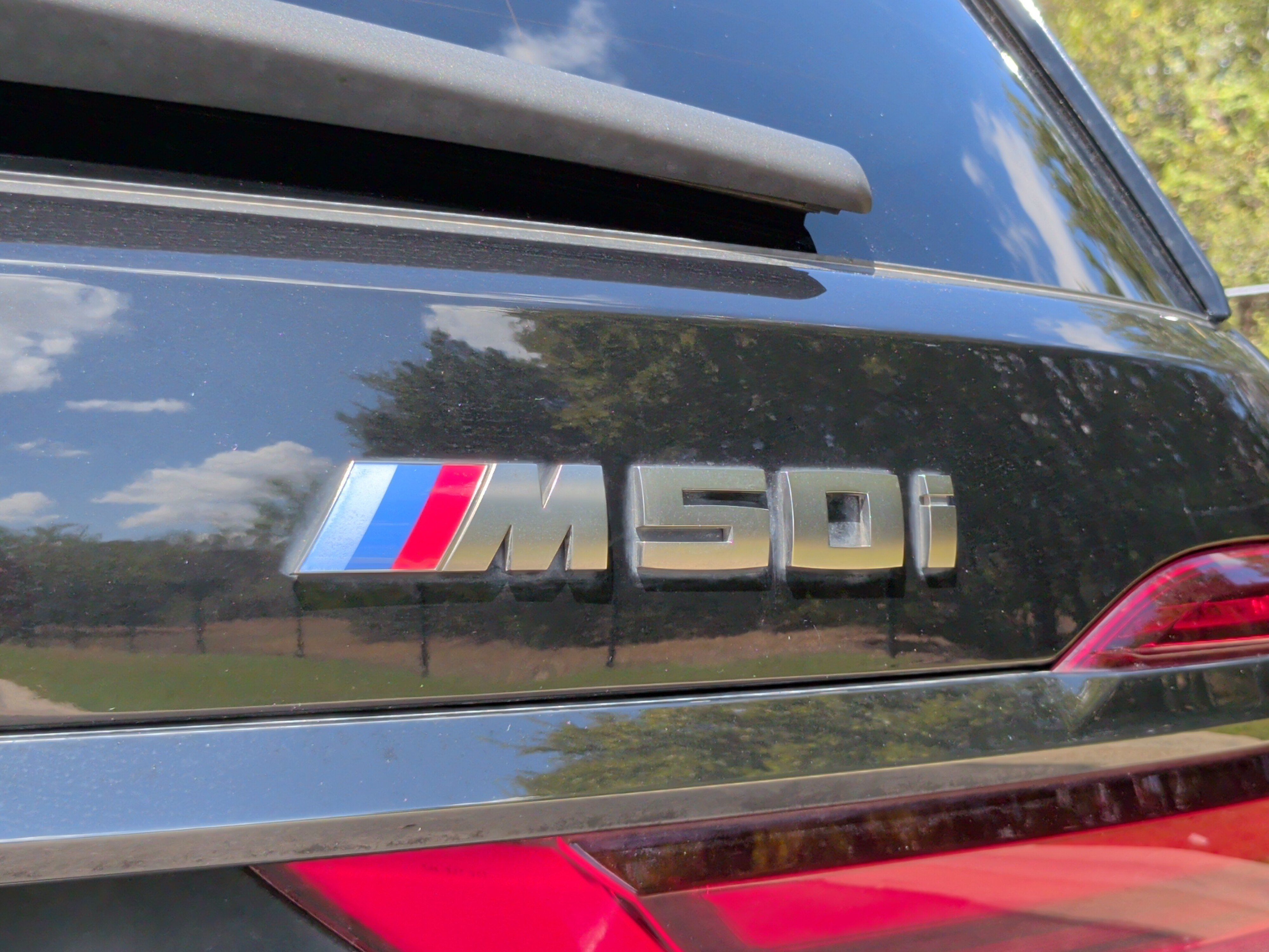 Used 2022 BMW X7 M50i w/ Dynamic Handling Package AWD/4WD image 11