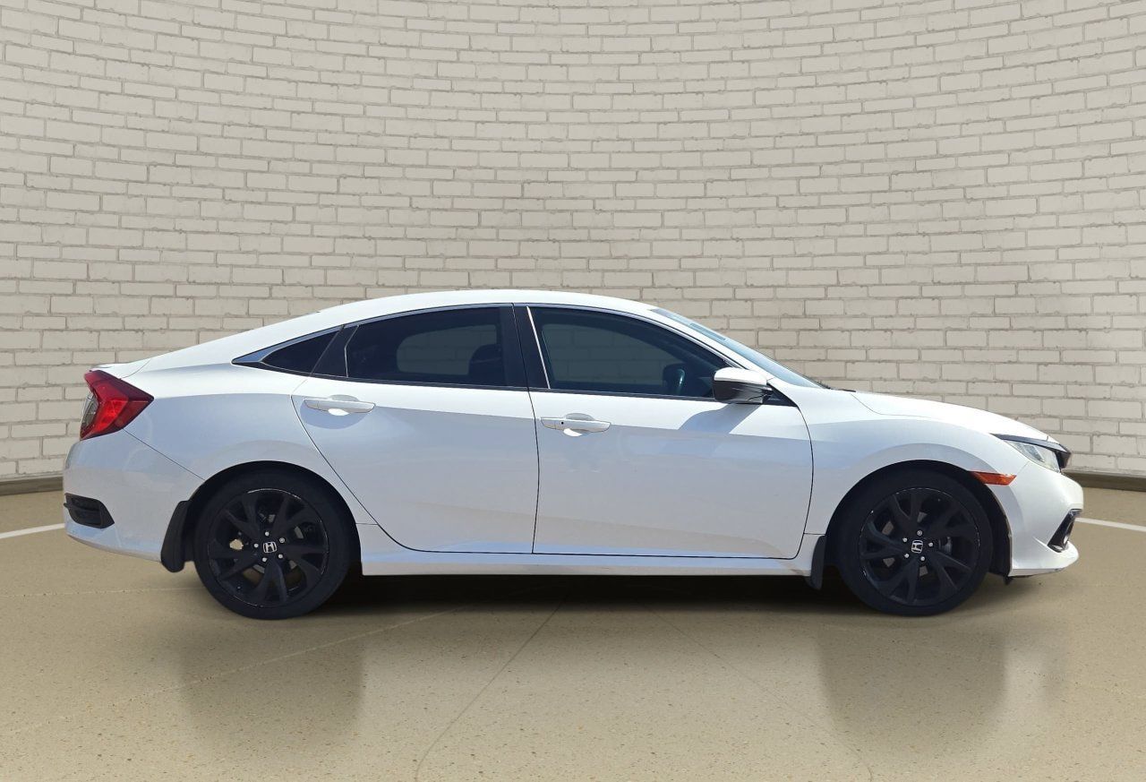 Used 2021 Honda Civic Sport image 4