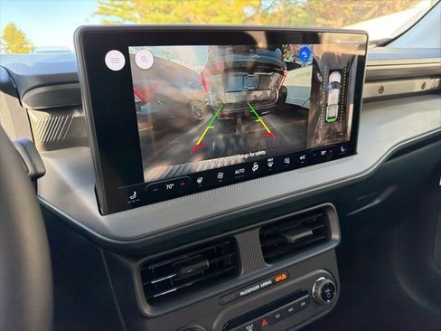 New 2025 Ford Maverick Lariat w/ Black Appearance Package image 15