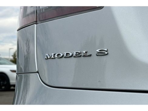 Used 2018 Tesla Model S 75D image 48