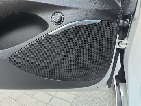 Certified 2023 Buick Enclave Essence image 19