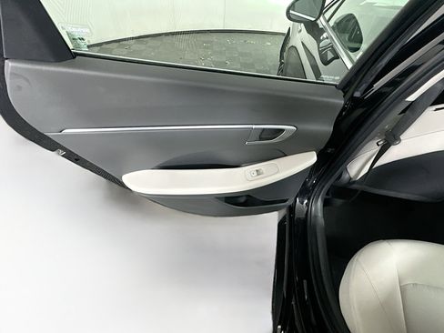 Used 2025 Hyundai Sonata SEL image 25