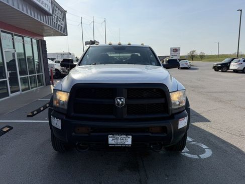 Used 2013 RAM 5500 Tradesman w/ Max Tow Pkg image 12