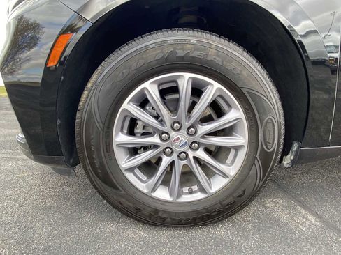 Used 2024 Buick Enclave Essence w/ LPO, Floor Liner Package image 31