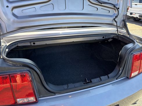 Used 2006 Ford Mustang GT Premium image 29