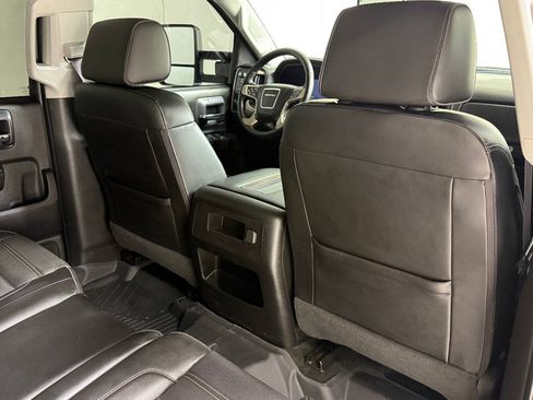 Used 2016 GMC Sierra 2500 Denali w/ Duramax Plus Package AWD/4WD image 33