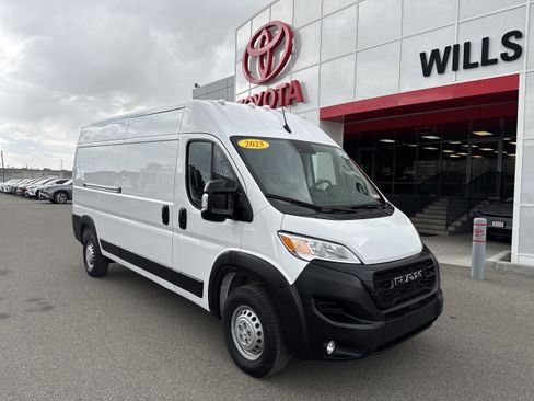 Used 2025 RAM ProMaster 3500 w/ Convenience Group FWD image 1