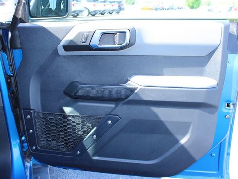 Used 2023 Ford Bronco 4-Door AWD/4WD image 26