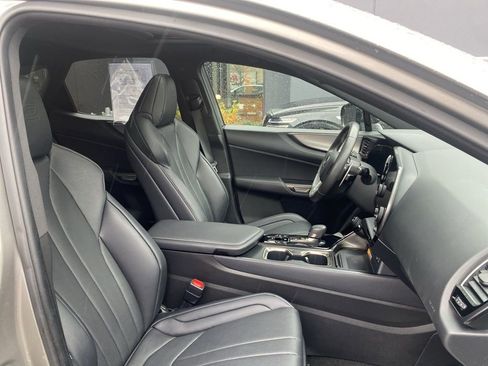 Used 2023 Lexus NX 350 F Sport image 12