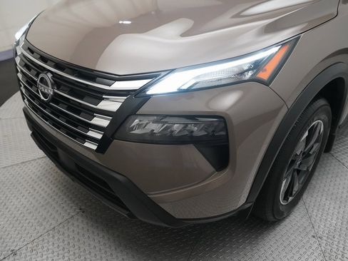 Certified 2024 Nissan Rogue SV w/ SV Premium Package image 22