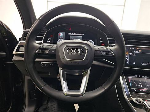 Used 2023 Audi Q7 2.0T Premium Plus w/ Premium Plus Package AWD/4WD image 10