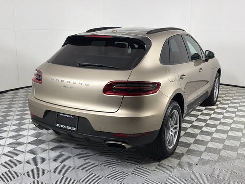 Used 2018 Porsche Macan AWD/4WD image 5