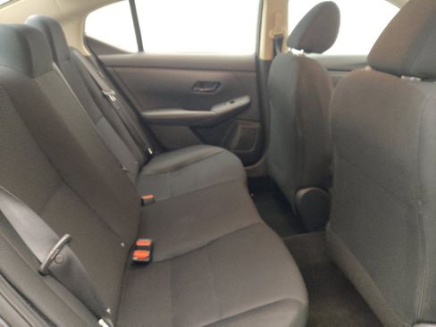 Used 2024 Nissan Sentra S FWD image 19