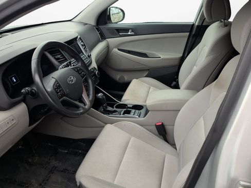 Used 2017 Hyundai Tucson Sport w/ Cargo Package image 9