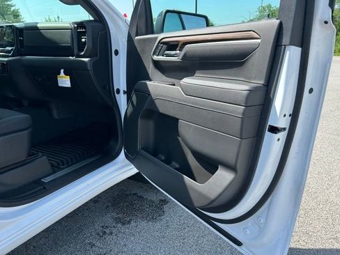 New 2025 Chevrolet Silverado 1500 RST image 40
