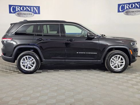New 2025 Jeep Grand Cherokee Laredo X w/ Luxury Tech Group I image 6