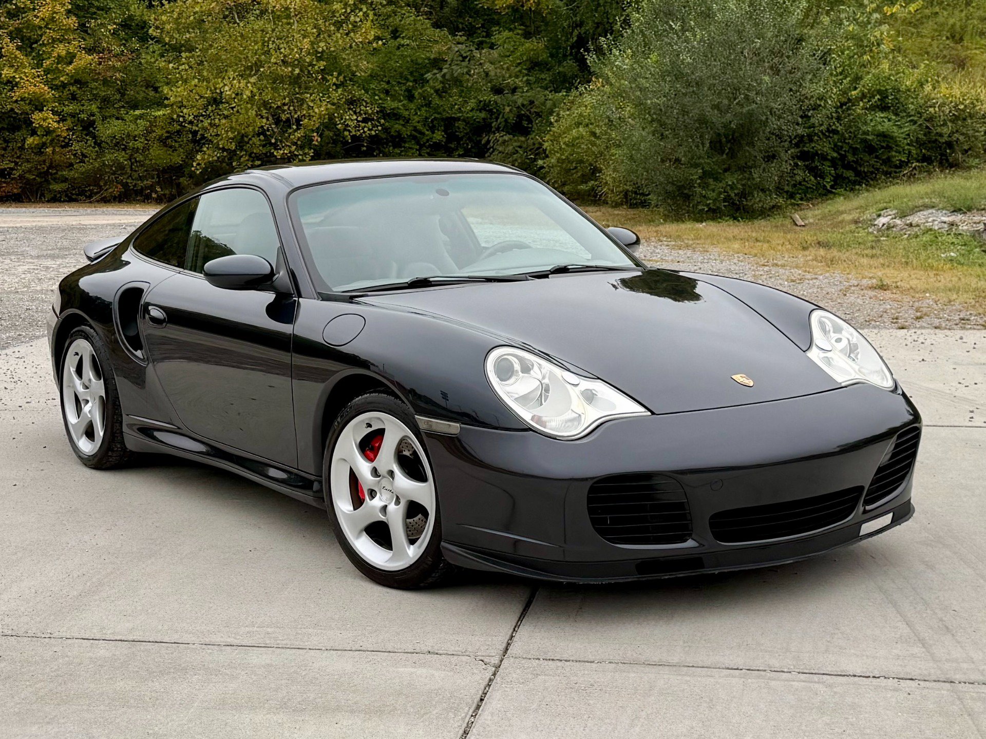 Used 2004 Porsche 911 Turbo AWD/4WD image 1