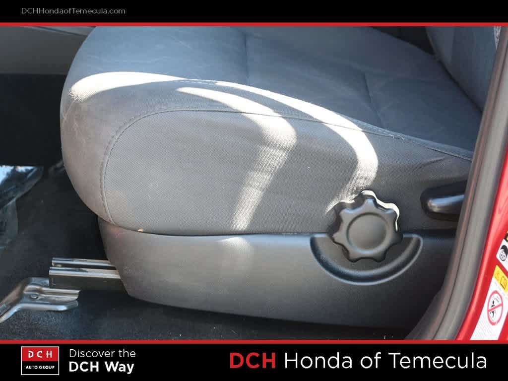 Used 2018 Toyota Tacoma TRD Off-Road w/ Technology Package AWD/4WD image 17