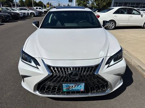 Used 2024 Lexus ES 350 w/ Premium Package FWD image 5