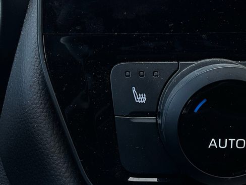 Used 2025 Toyota Grand Highlander FWD image 31