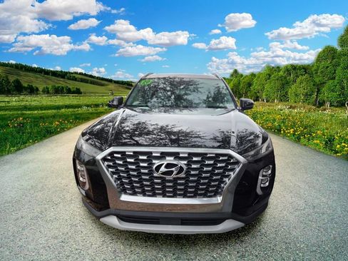 Used 2020 Hyundai Palisade SEL FWD image 2