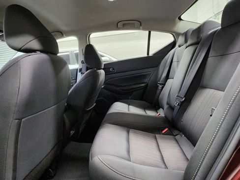 Used 2024 Nissan Altima 2.5 SV FWD image 48