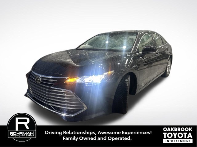 Certified 2019 Toyota Avalon XLE w/ Moonroof Package FWD image 1