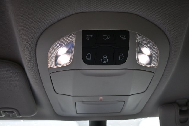 Used 2024 Chrysler Pacifica Limited FWD image 30